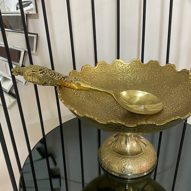 قاشق برنجی طلایی براق مخصوص سرو آجیل و خشکبار در پذیرایی بازرگانی نداف