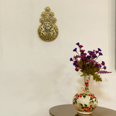 دیوارکوب برنجی گرد طرح سه گل