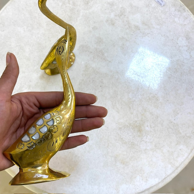 مجسمه درنا صدفکاری برنجی هندی طلایی و دستساز بازرگانی نداف مشهد