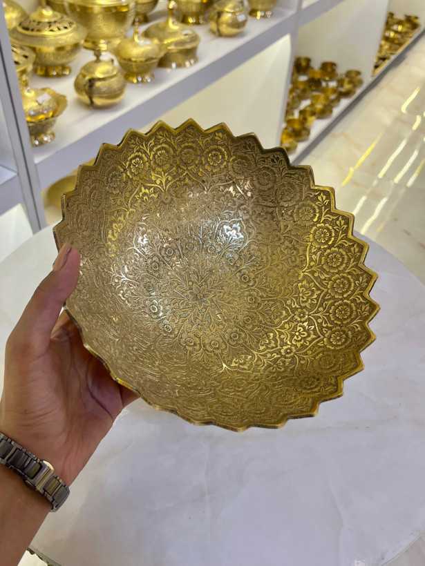 آجیل خوری برنجی با نقش هنرمندانهی گل پردیس - بازرگانی نداف مشهد