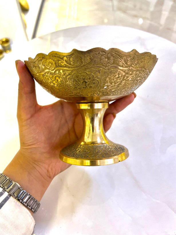 پیاله پایه دار برنجی هندی طرح دو طوطی سایز 14 سانت - بازرگانی نداف مشهد