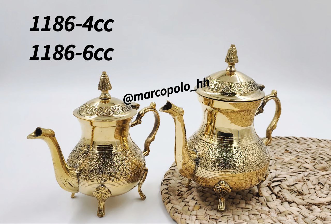 قوری چهارپایه طرح طاووس برنجی هندی در دو سایز مختلف