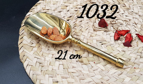 قاشق اجیل برنجی مدل ساده کد1032