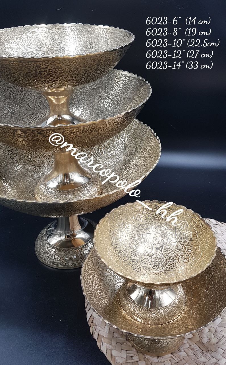 کاسه میوه خوری تاک طرح گل لب هلالی  در پنج سایز مختلف برنجی کد6023