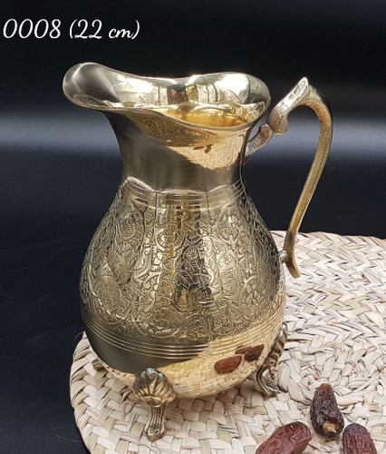 پارچ پایه دار طرح طاوس لب ساده برنجی کد1176
