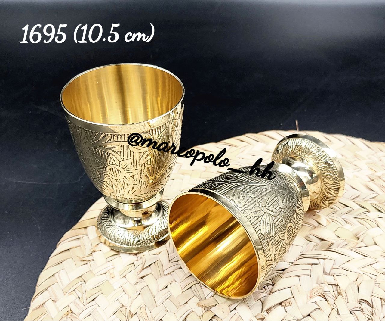 لیوان پایه دار طرح گل لب ساده برنجی هندی بصورت تکی کد1695