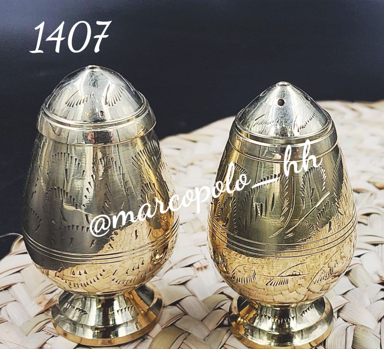 ست دو عددی نمکپاش و فلفل پاش قلم دست برنجی هندی کد1407