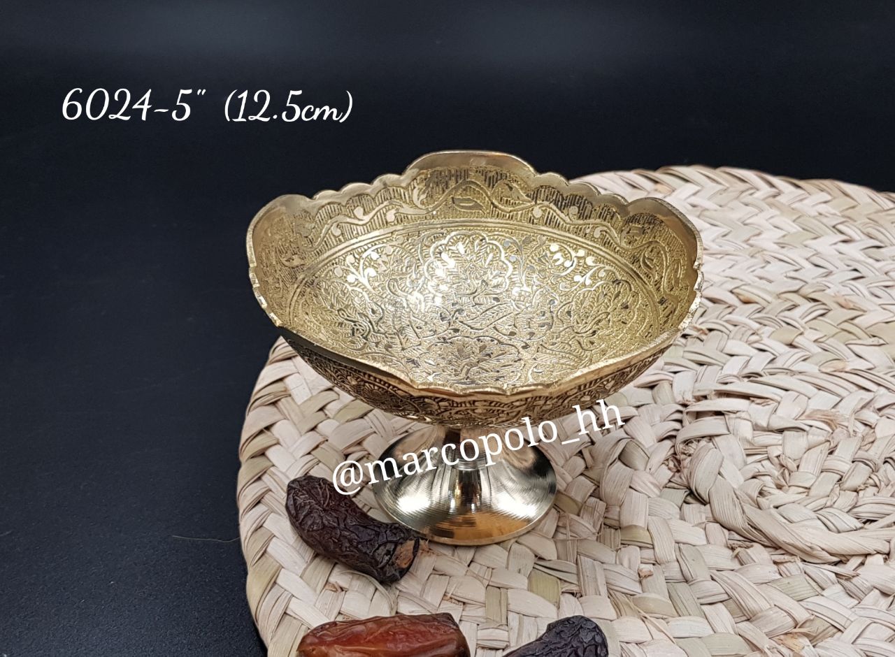 پیاله آجیل خوری پایه دار طرح طاووس برنجی هندی در دو سایز مختلف بصورت تکی کد6024