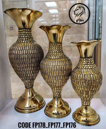 گلدان برنجی مدل ساجی در سه سایز مختلف