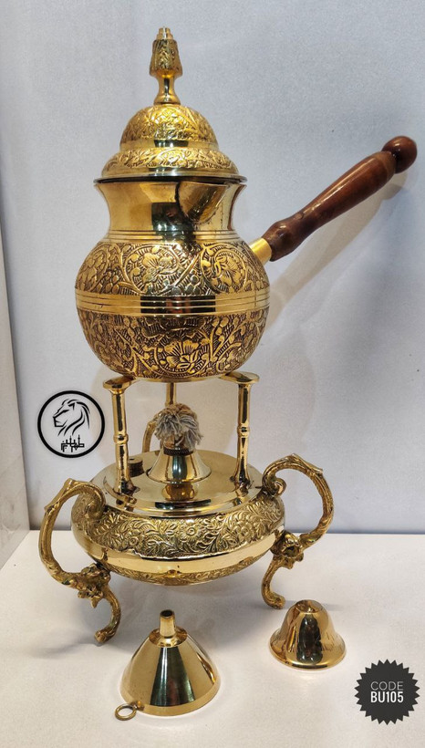پایه وارمری برنجی هندی با فرم متقارن الهام گرفته از خرچنگ، دارای جای شمع و پایههای ست برای گرم نگهداشتن غذا کد BU105 بازرگانی نداف