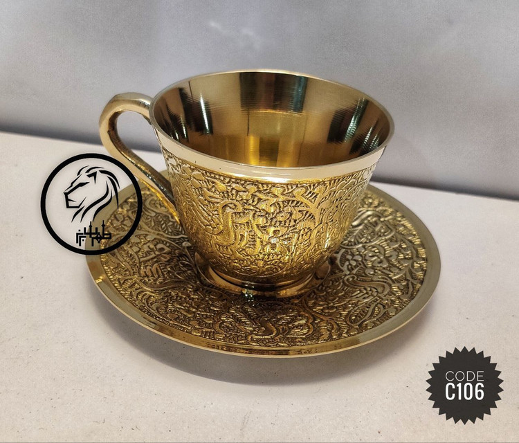 خرید قهوه خوری طلایی طرح طاووس تمامبرنجی هندی ضخیم و سنگینوزن مدل N. ریختهگری شمش اصیل، درب دار با بهترین قیمت از بازرگانی نداف مشهد با ارسال سراسری.