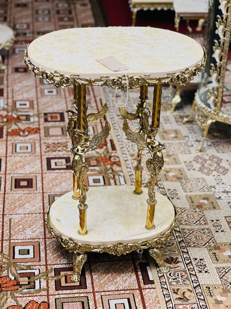 میز برنجی گل سرخ بیضی چهار فرشته