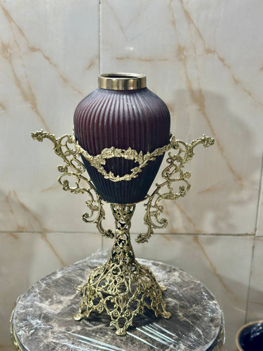گلدان رومیزی پایه توری در سه رنگ مختلف