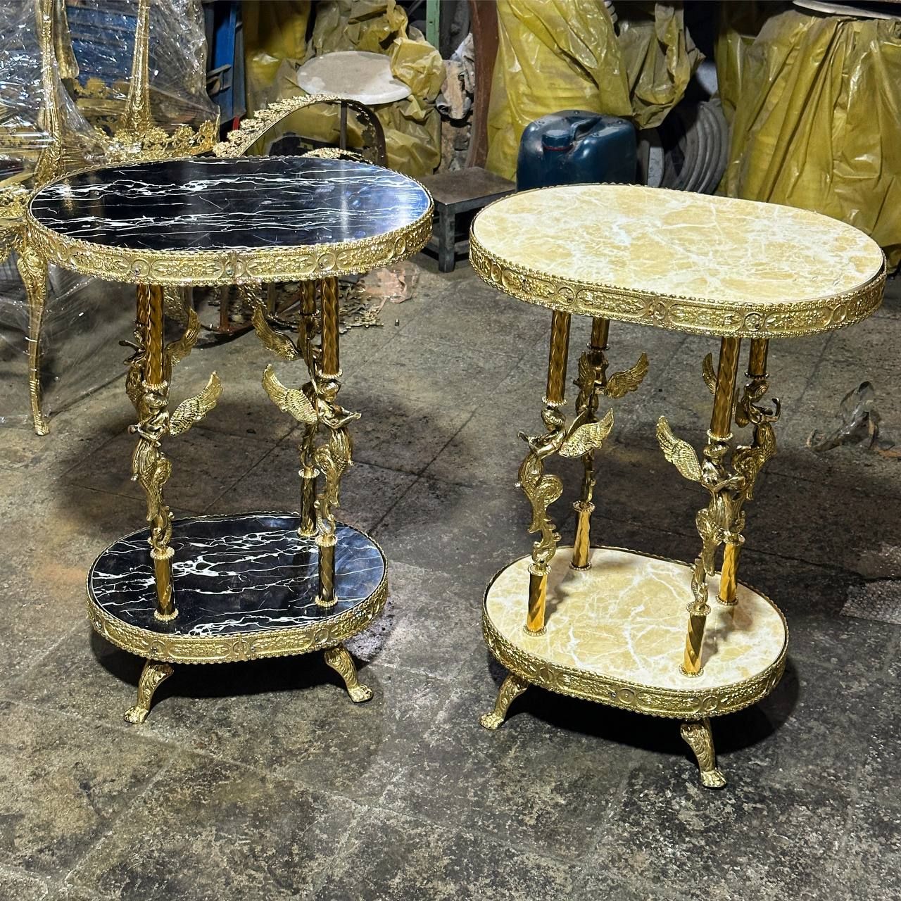 میز برنجی بیضی چهار فرشته