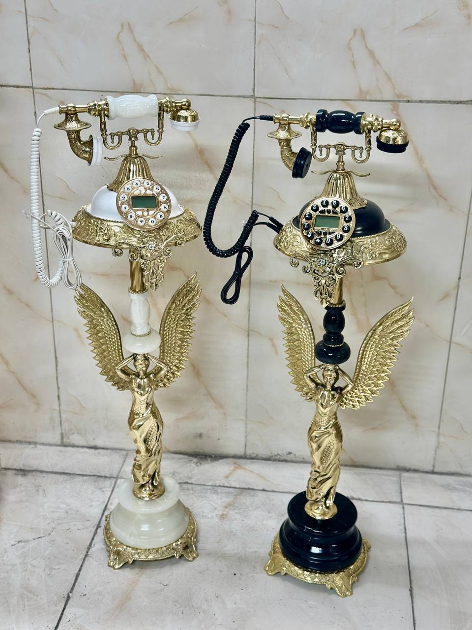 تلفن گرد بانو بال بزرگ پایه سنگی با سنگ درجه 1