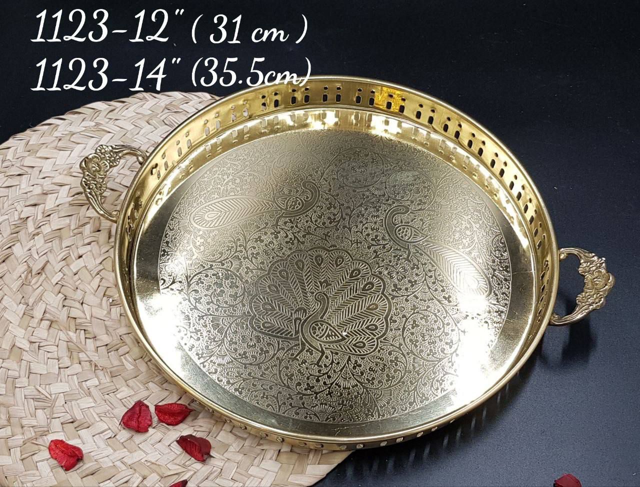 سینی گرد دسته دار طرح طاووس در دو سایز مختلف کد1123