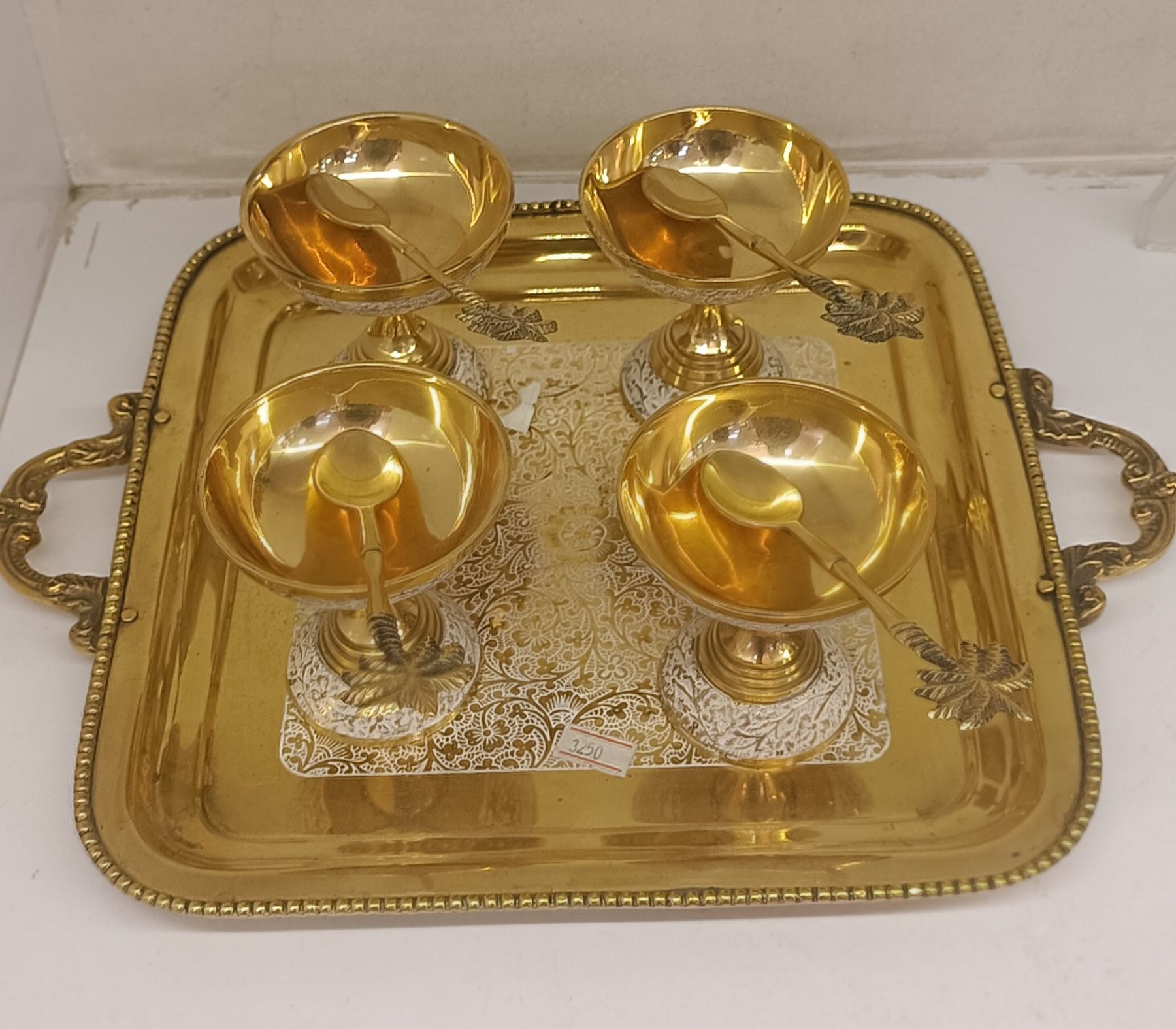 ست بستنی خوری چهارنفره طرح طاووس(سینی مربع، چهار عدد پیاله و قاشق)