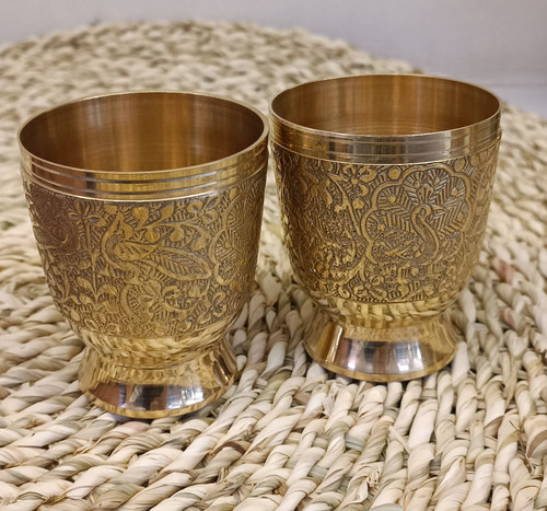 لیوان طرح طاووس پایه کوتاه برنجی بصورت تکی