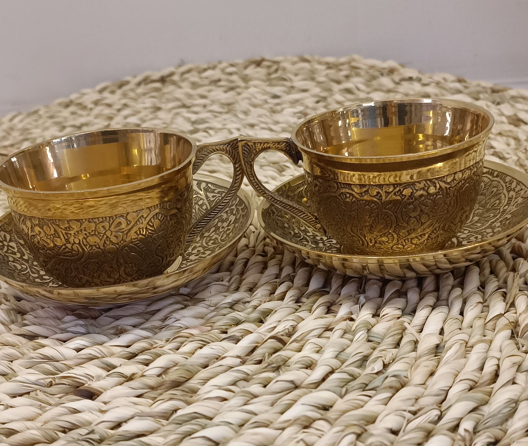 فنجان نعلبکی طرح طاووس دسته ساده برنجی بصورت تکی