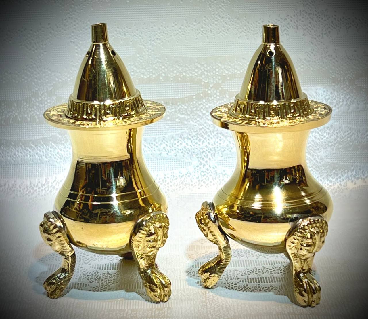 نمکدان جفتی 3 پایه برنجی