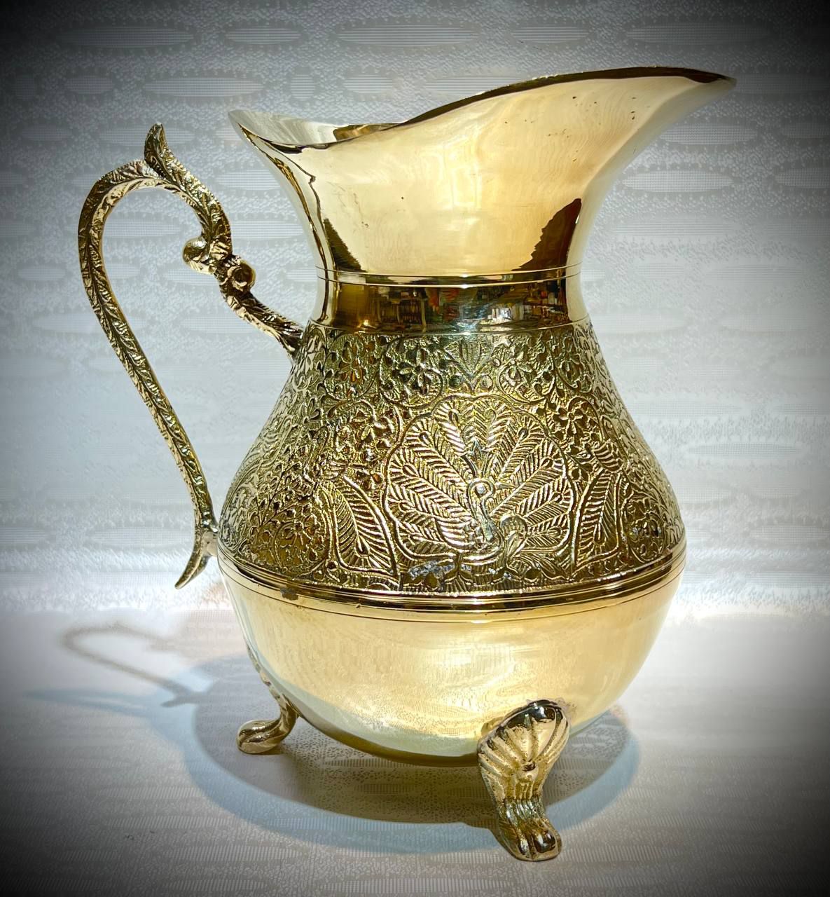 پارچ 3 پایه طرح طاووس برنجی