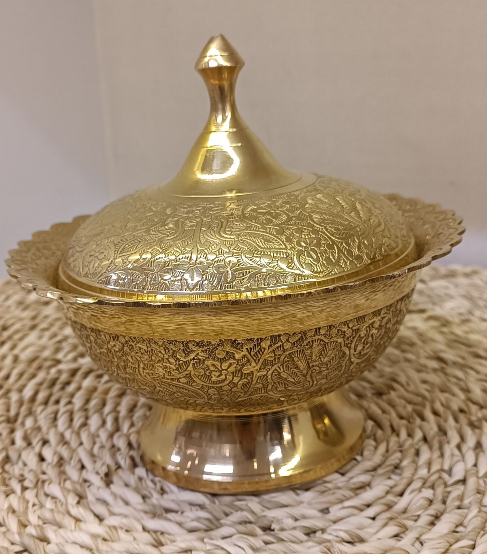 شکلات خوری کانگرو 8 اینچ برنجی