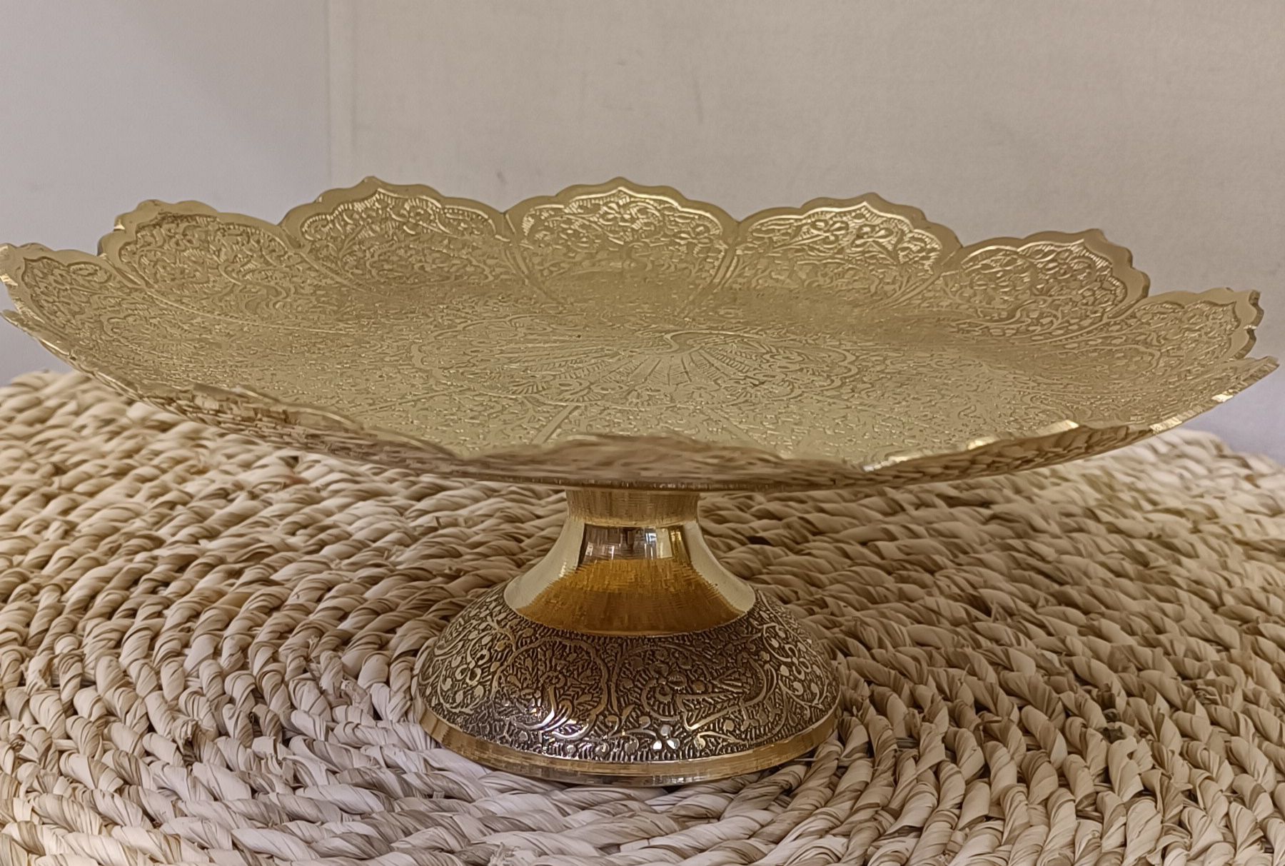 شیرینی خوری لوتوس طرح طاووس 11 اینچ (لئوس)