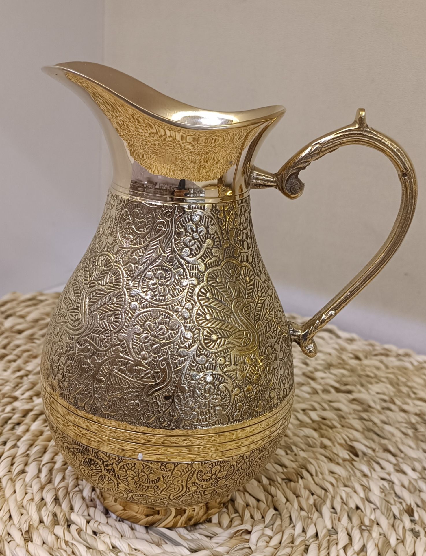 پارچ بدون پایه طرح طاووس 22 سانت