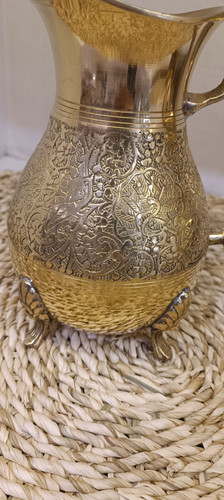 پارچ چهار پایه طرح طاووس 21 سانت