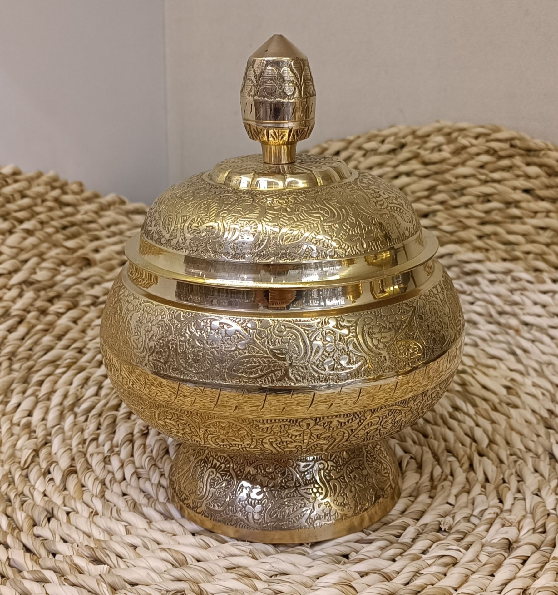 شکلات خوری یوفو 8 اینچ