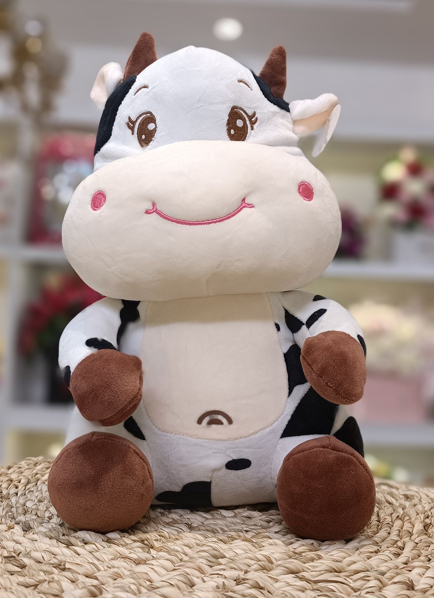 عروسک گاو دو رنگ بامزه