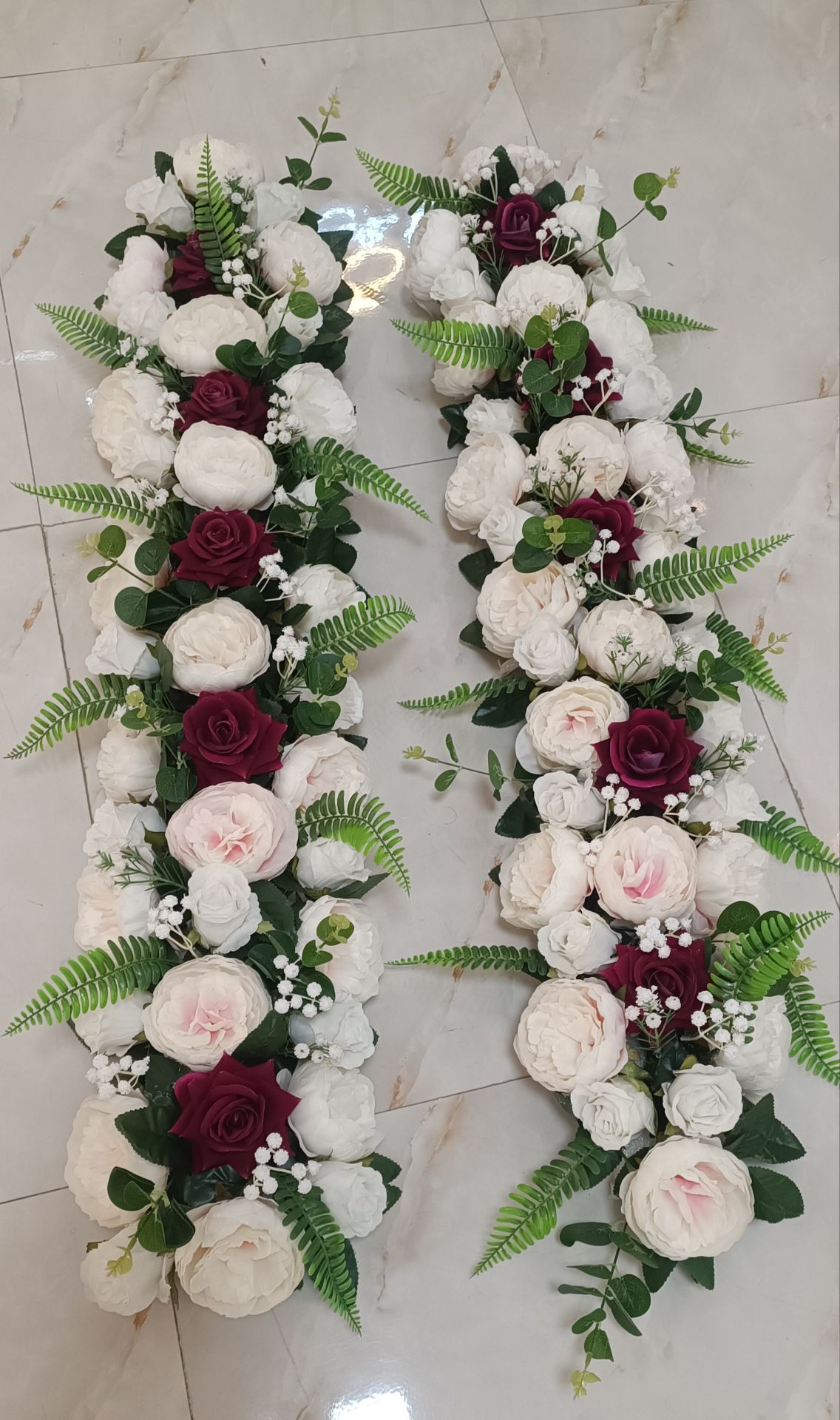 پنل گل مصنوعی آماده طرح گل رز قرمز  و پیونی قابل استفاده روی ماشین عروس/خنچه/ بکگراند سالن زیبایی/دکور فروشگاه/استند تبلیغاتی