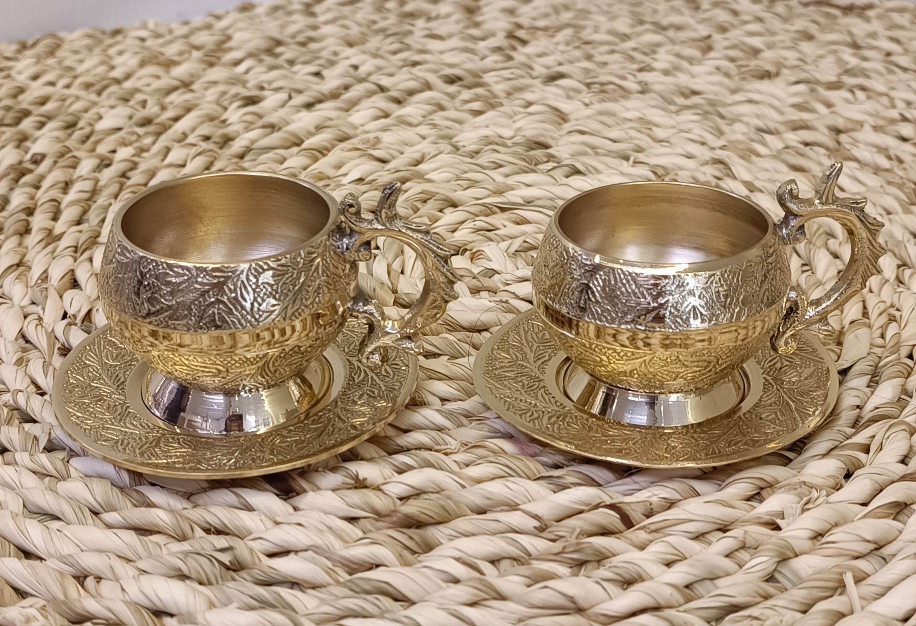 فنجان نعلبکی قهوه خوری طرح گل تکی