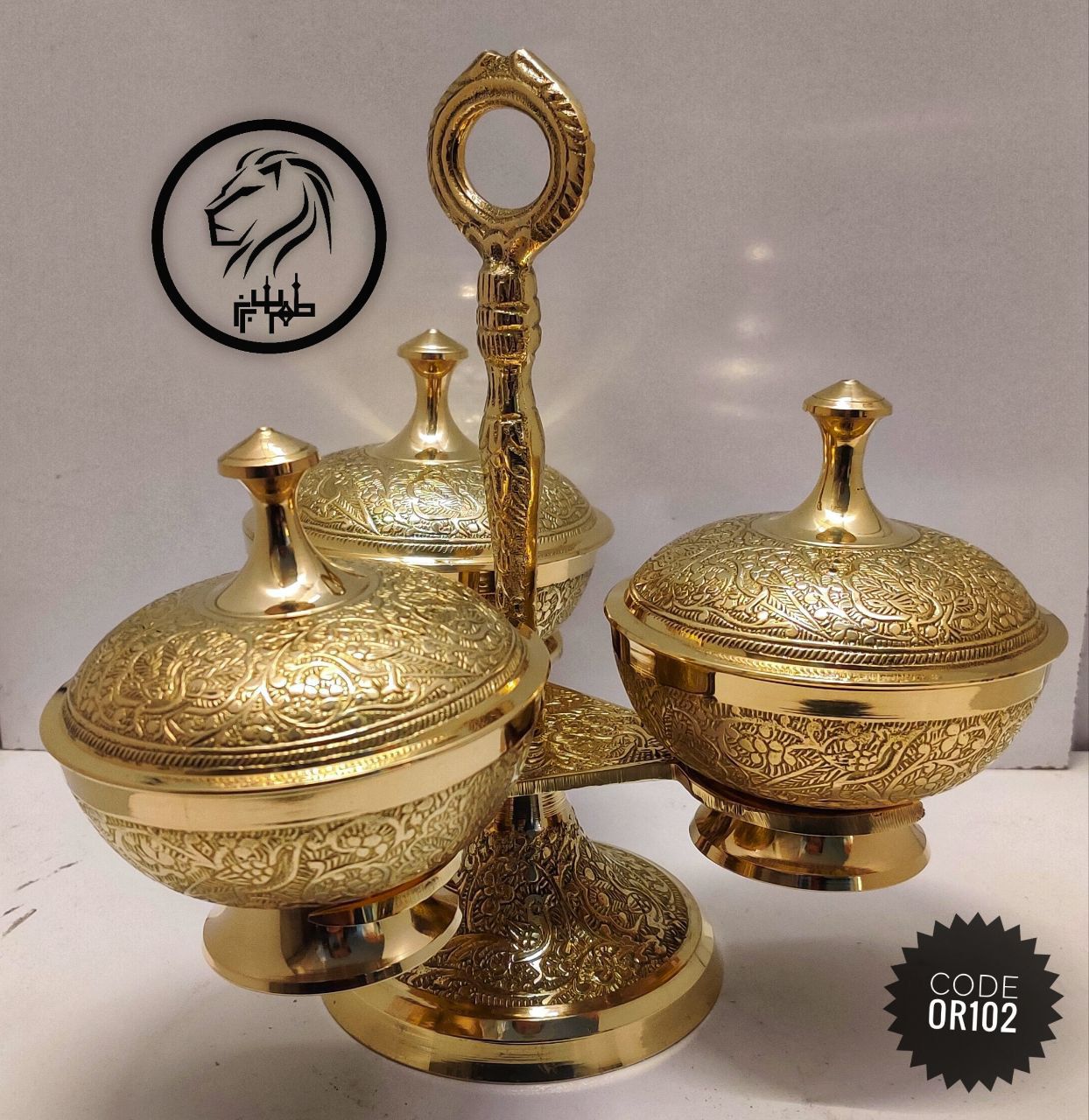 اردو خوری گردان سه تایی طرح طاووس
