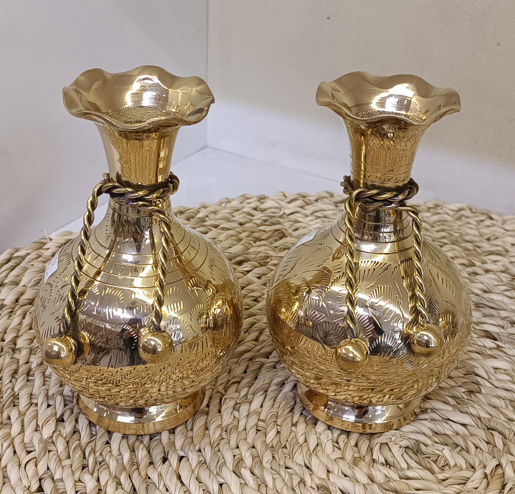 گلدان کراواتی قلم دست سایز کوچک بصورت تکی