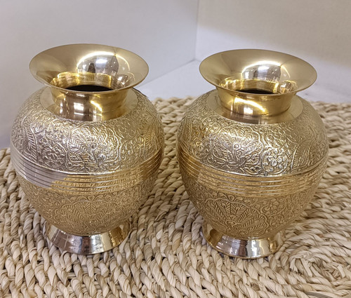 گلدان جار طرح طاووس 6 اینچ برنجی بصورت تکی