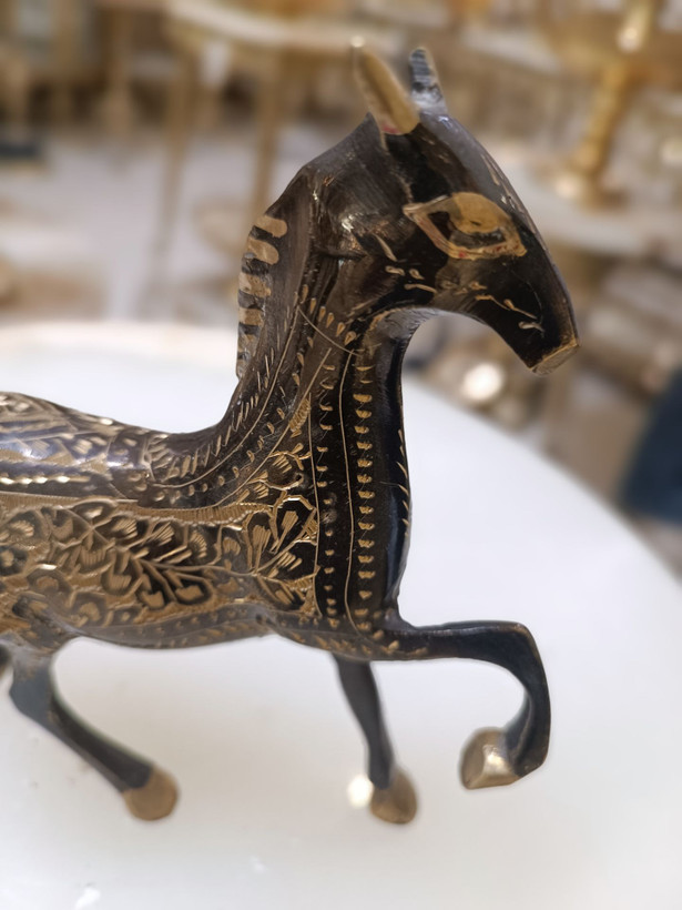 مجسمه برنجی پاکستانی ۸ اینچ مدل اسب روی پا با طراحی لوکس، براق و پرابهت - بازرگانی نداف