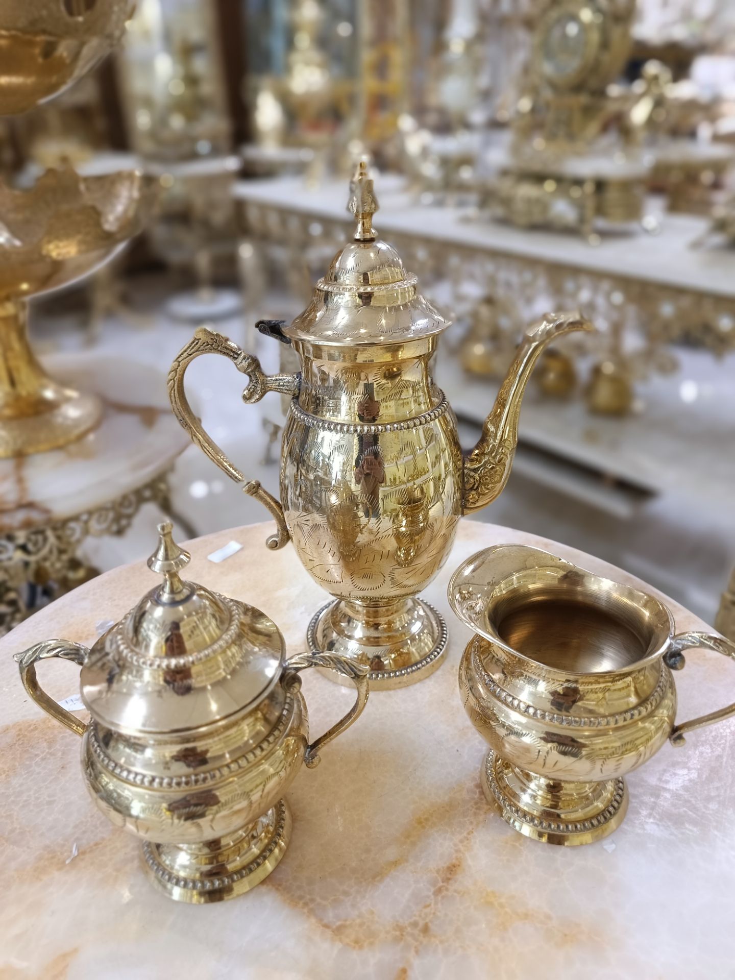 سرويس عصرانه خوري قلم دست (قوري، قندان و شکرپاش)