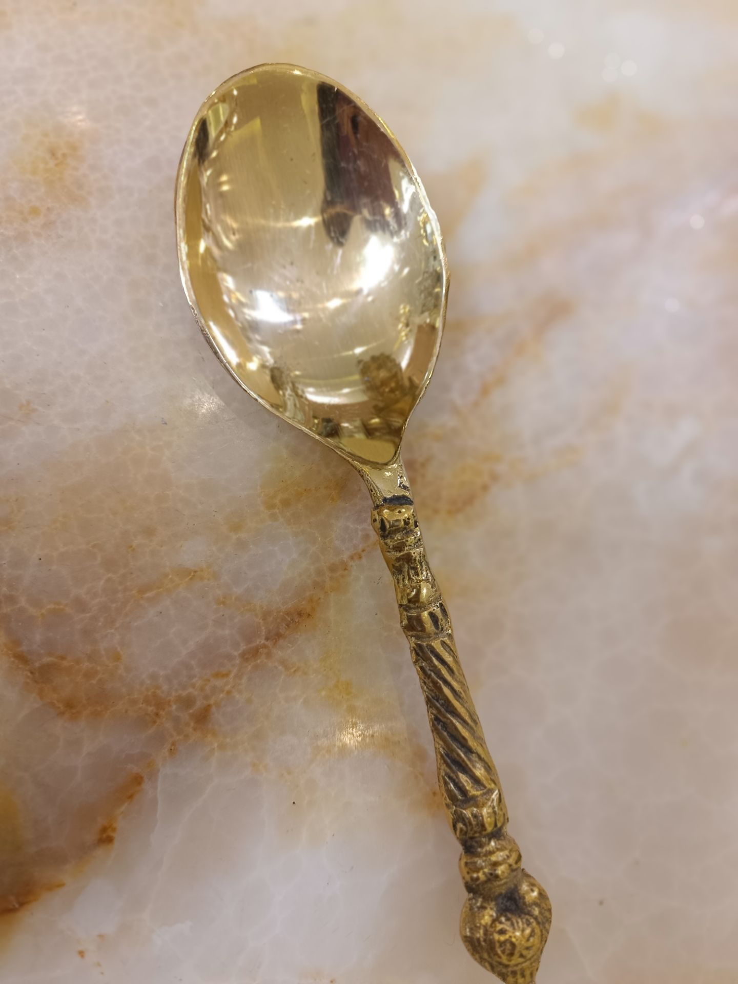 قاشق آجيل طرح طنابي برنجی