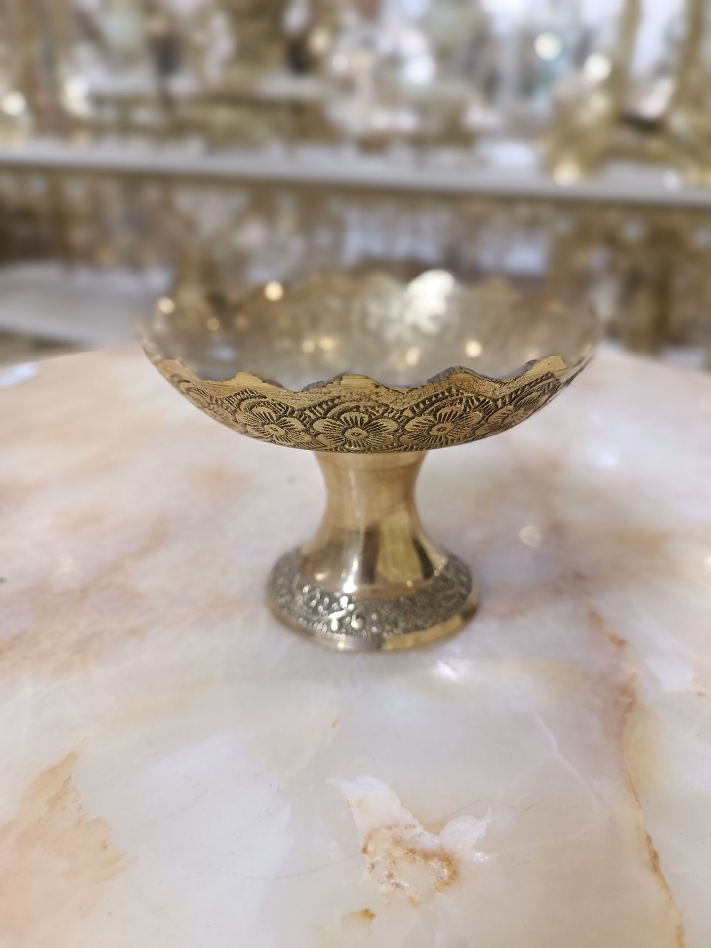 پیاله پایه‌دار ۴ اینچ برنجی طرح پردیس برند متالوکس