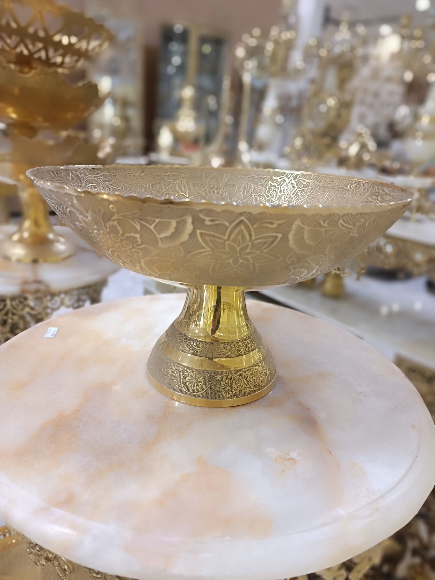 ميوه خوري طرح گل 14 اینچ برنجی