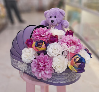 باکس گل مصنوعی با عروسک کد 803163