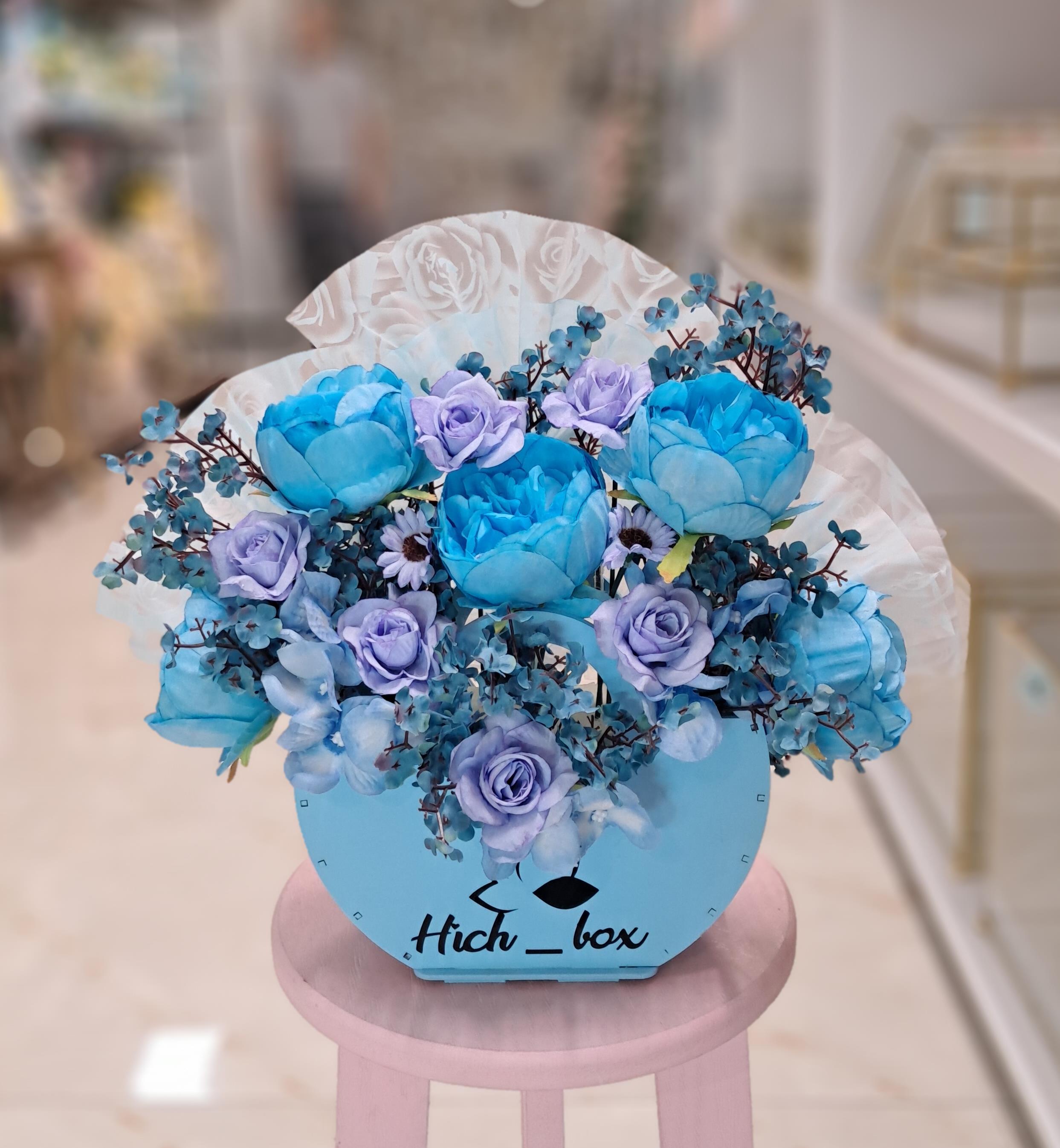 باکس گل مصنوعی آبی کوچک کد 790036