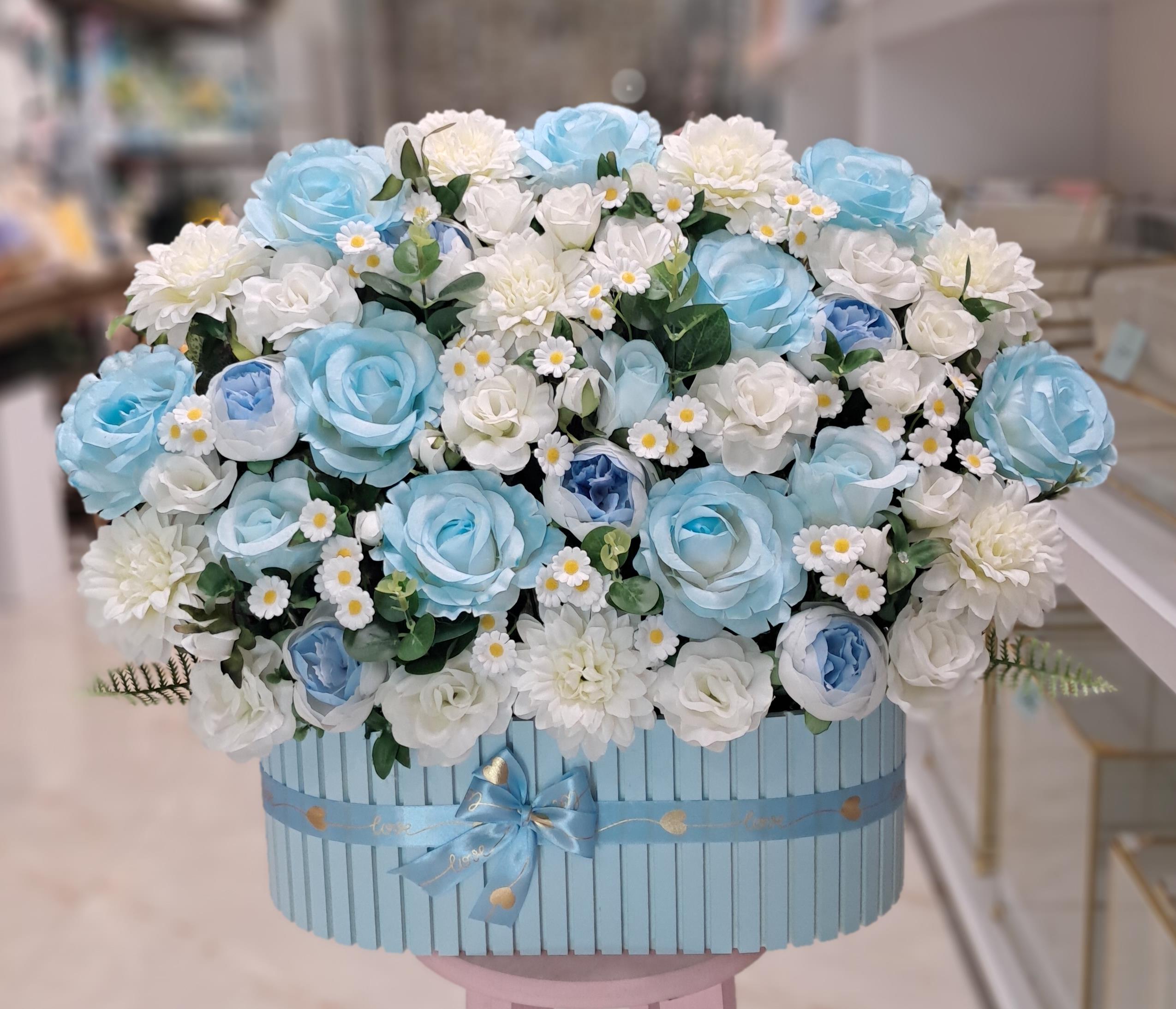باکس گل مصنوعی آبی کد 460022