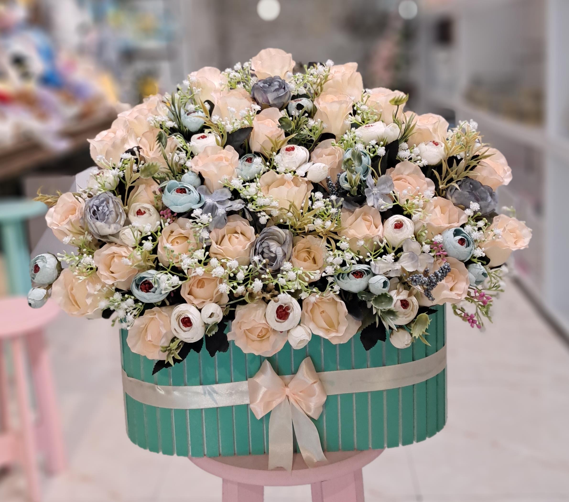 باکس گل مصنوعی نباتی کد 805126