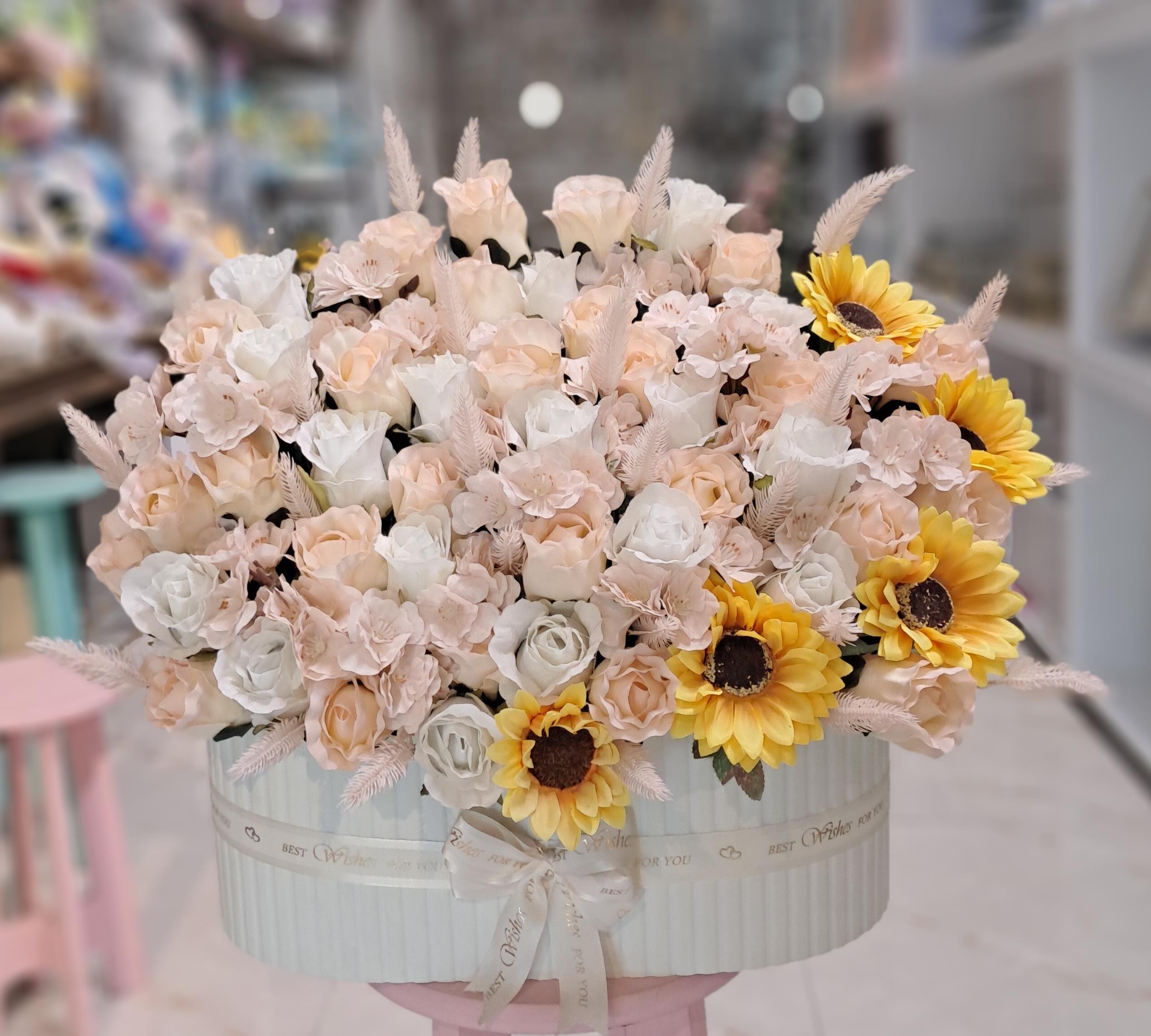 باکس گل مصنوعی نباتی کد 805109