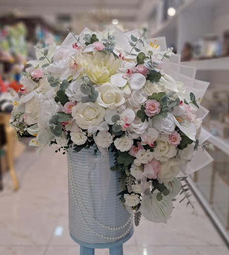 باکس گل مصنوعی لاکچری خواستگاری کد 790088