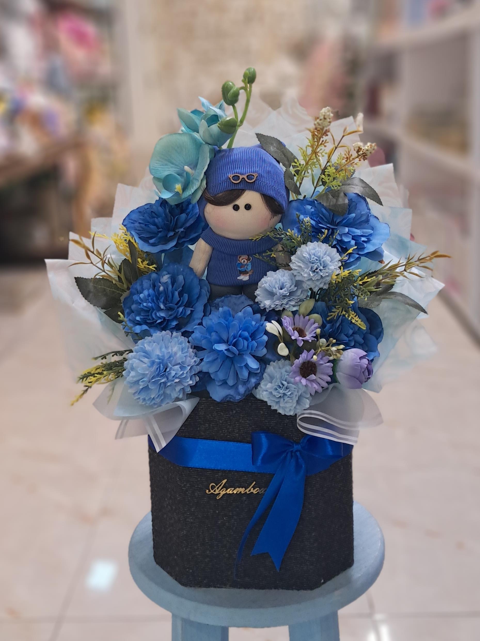 باکس گل مصنوعی آبی پسرانه کد 790089