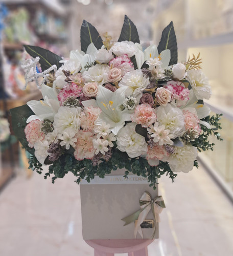 باکس گل مصنوعی کد 790108