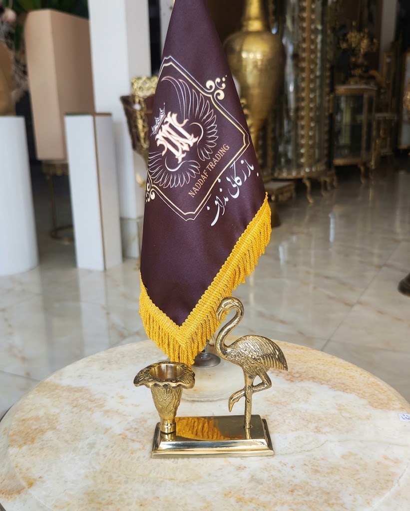 شمعدان و مجسمه برنجی طرح فلامینگو لوکس و شیک مناسب دکوراسیون منزل و میز پذیرایی